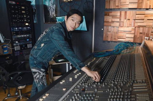 《唱给人民的信》 经典歌曲中的时代回响与广播电视节目的艺术升华